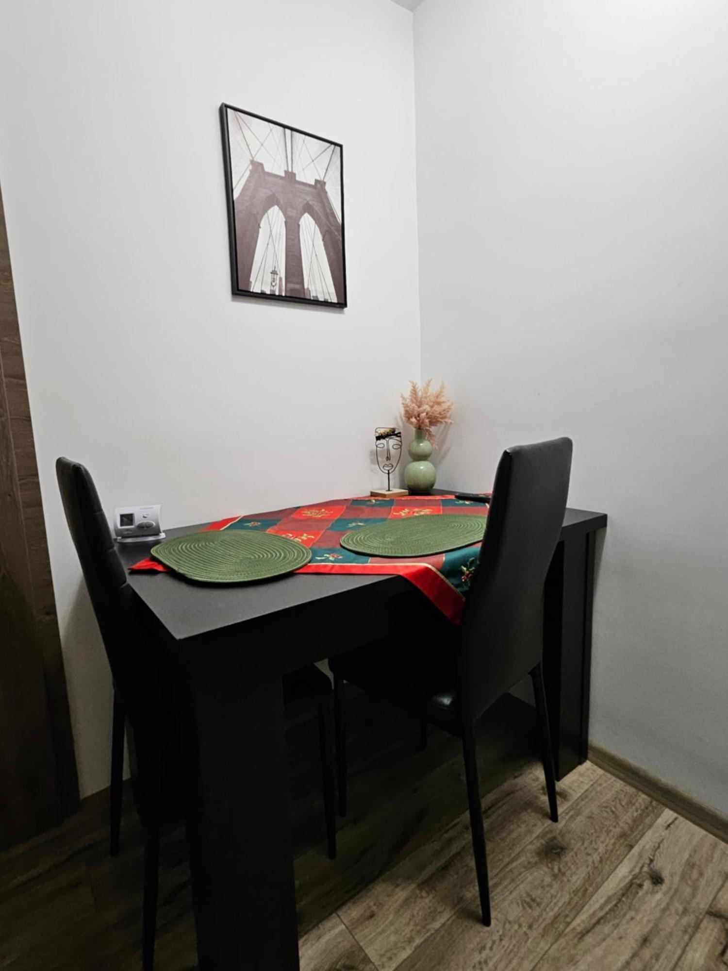 Apartment Queen Bridge Sibiu Buitenkant foto
